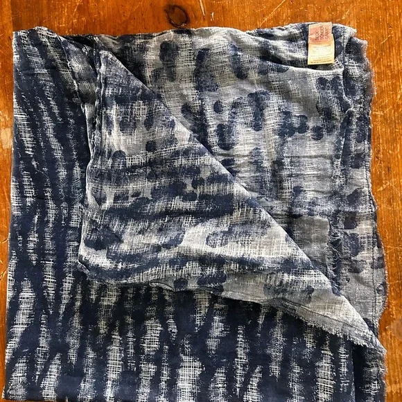 Beck Sondergaard luxury Danish indigo cotton scarf/pareo/wrap. - Picture 5 of 9